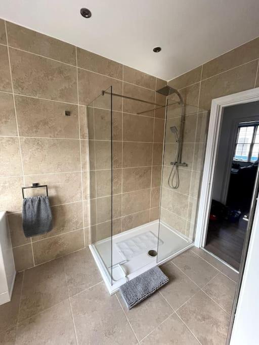 Ferienwohnung Abergavenny Center 2-Bed Flat Exterior foto